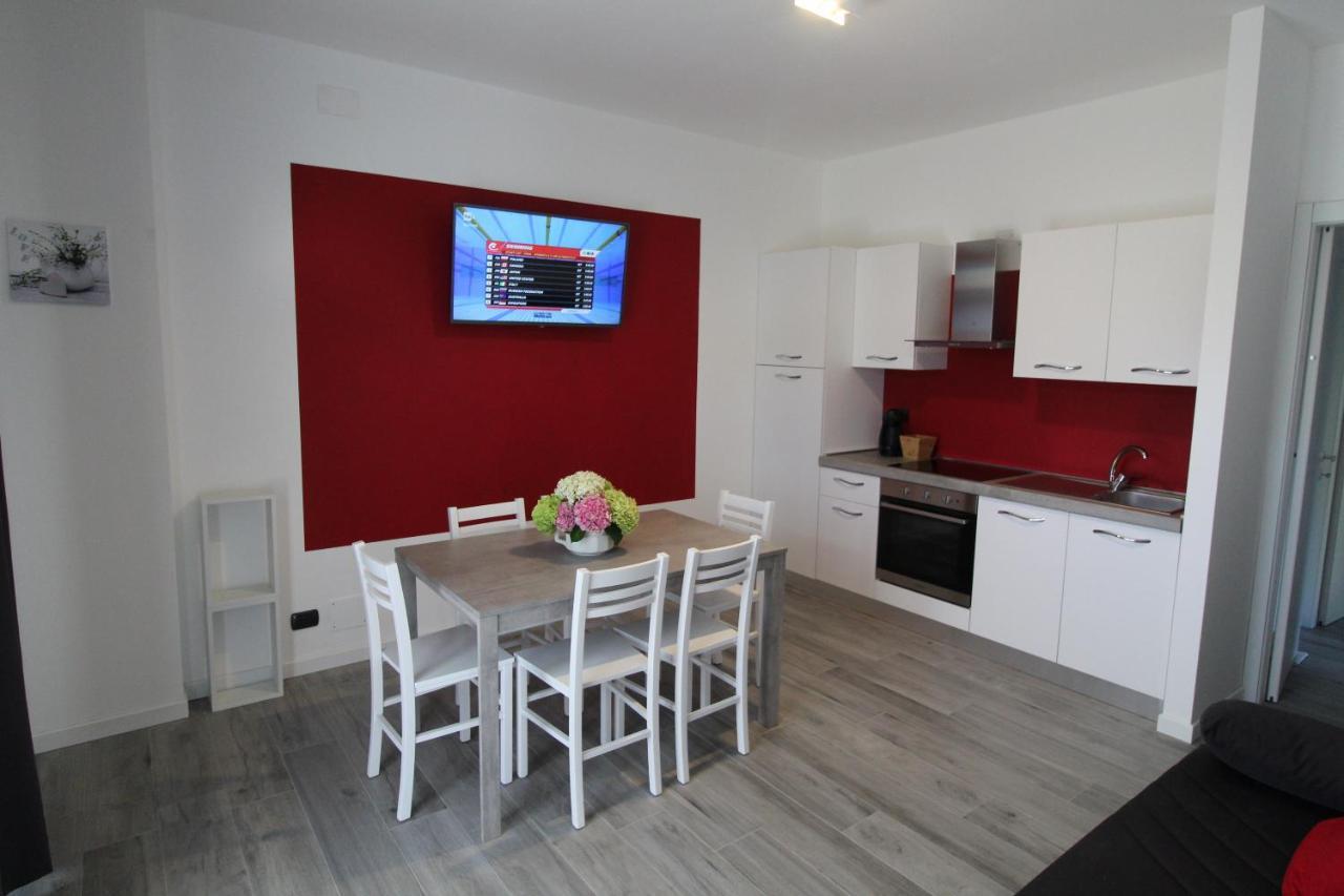 Villa Lori Apartments Garden And Beach Peschiera del Garda Zewnętrze zdjęcie