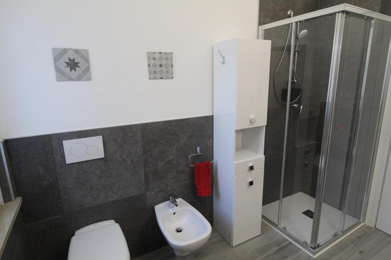 Villa Lori Apartments Garden And Beach Peschiera del Garda Zewnętrze zdjęcie