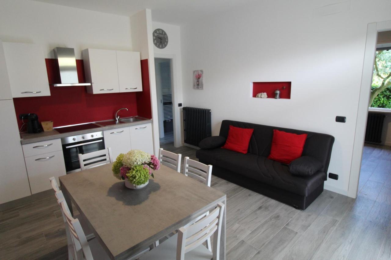 Villa Lori Apartments Garden And Beach Peschiera del Garda Zewnętrze zdjęcie