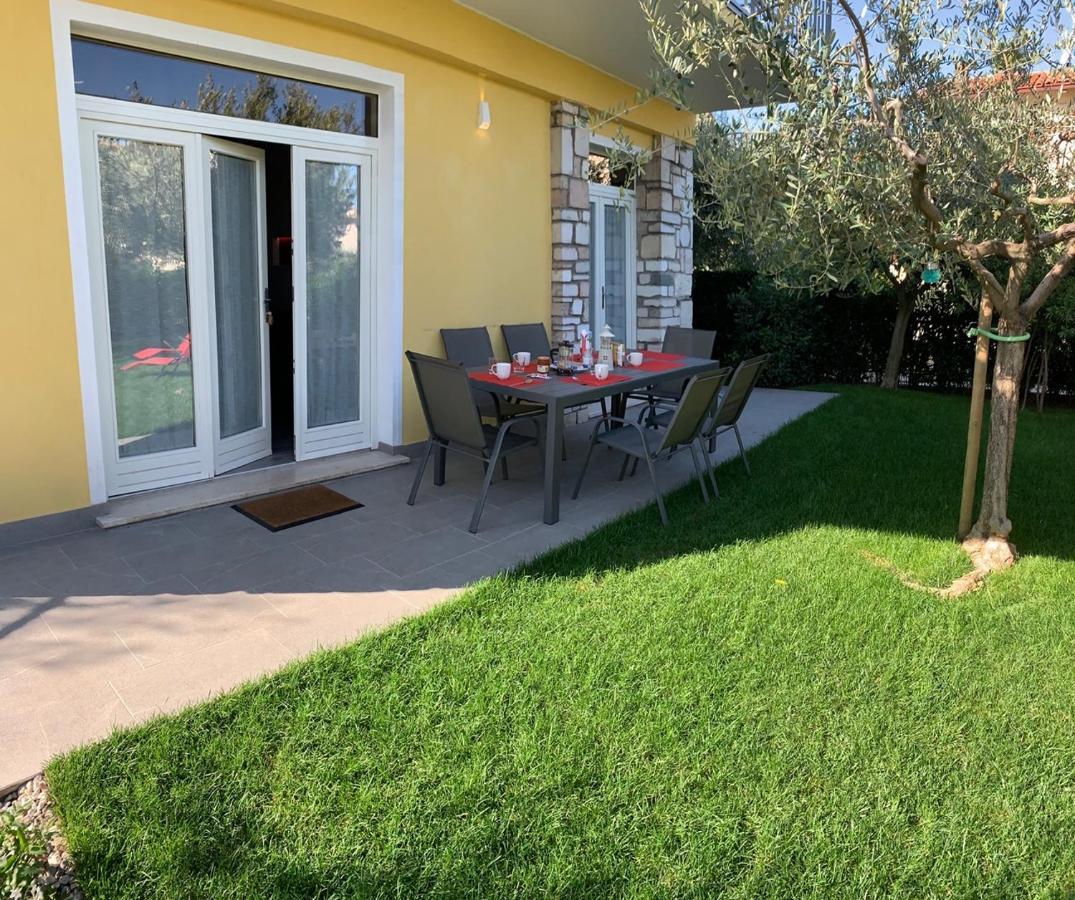 Villa Lori Apartments Garden And Beach Peschiera del Garda Zewnętrze zdjęcie