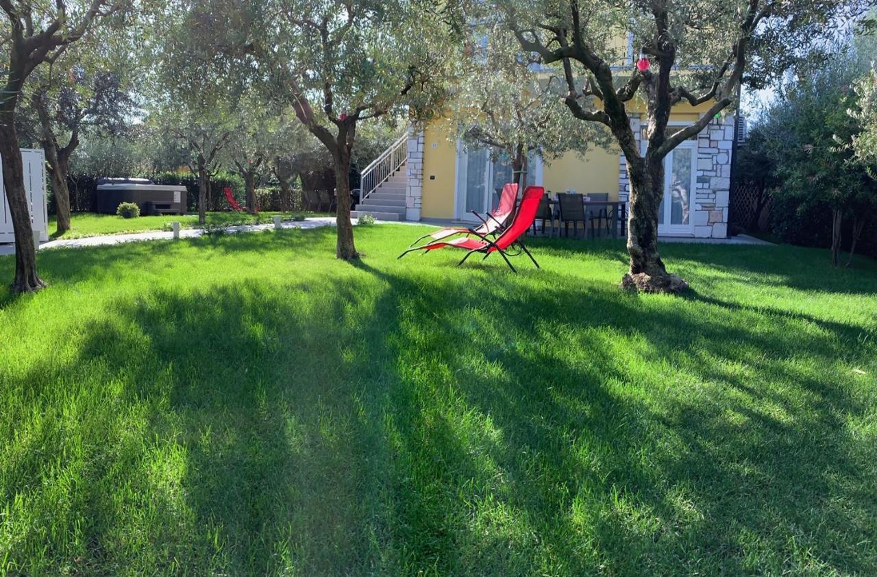 Villa Lori Apartments Garden And Beach Peschiera del Garda Zewnętrze zdjęcie