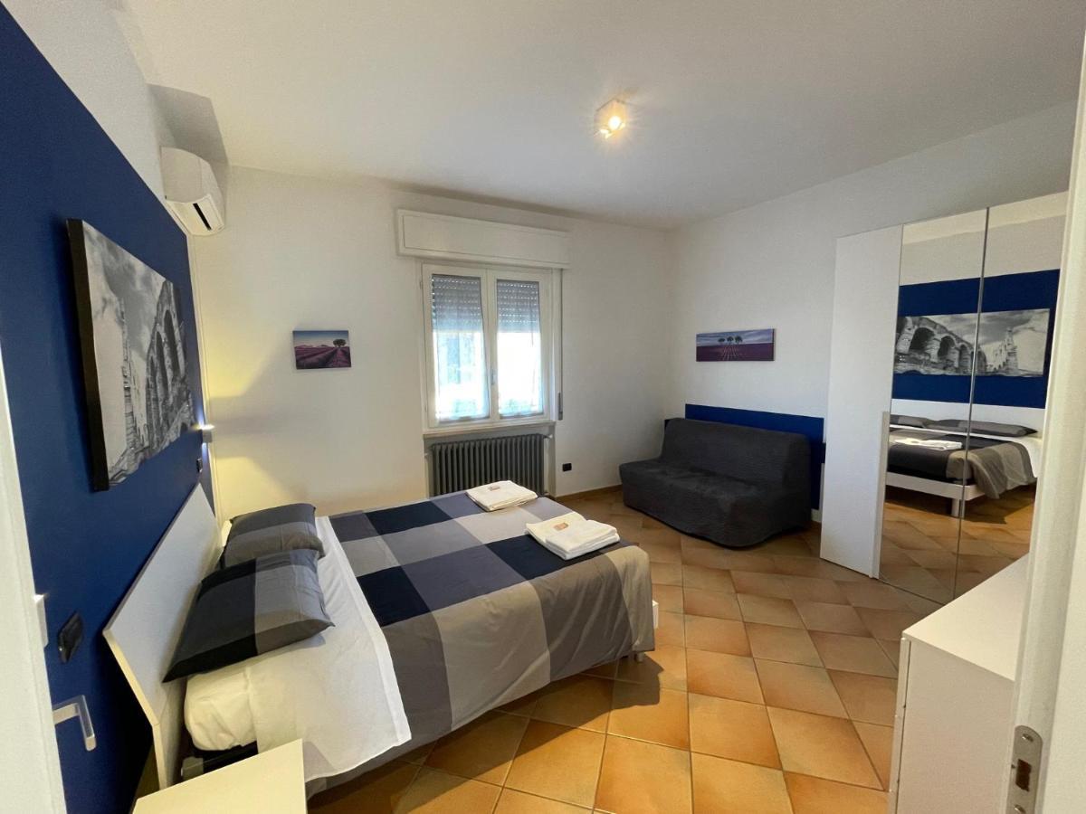 Villa Lori Apartments Garden And Beach Peschiera del Garda Zewnętrze zdjęcie